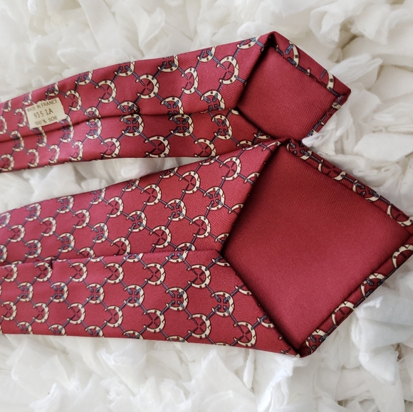 HERMES PARIS VINTAGE HORSESHOE SILK TIE - Picture 5 of 13